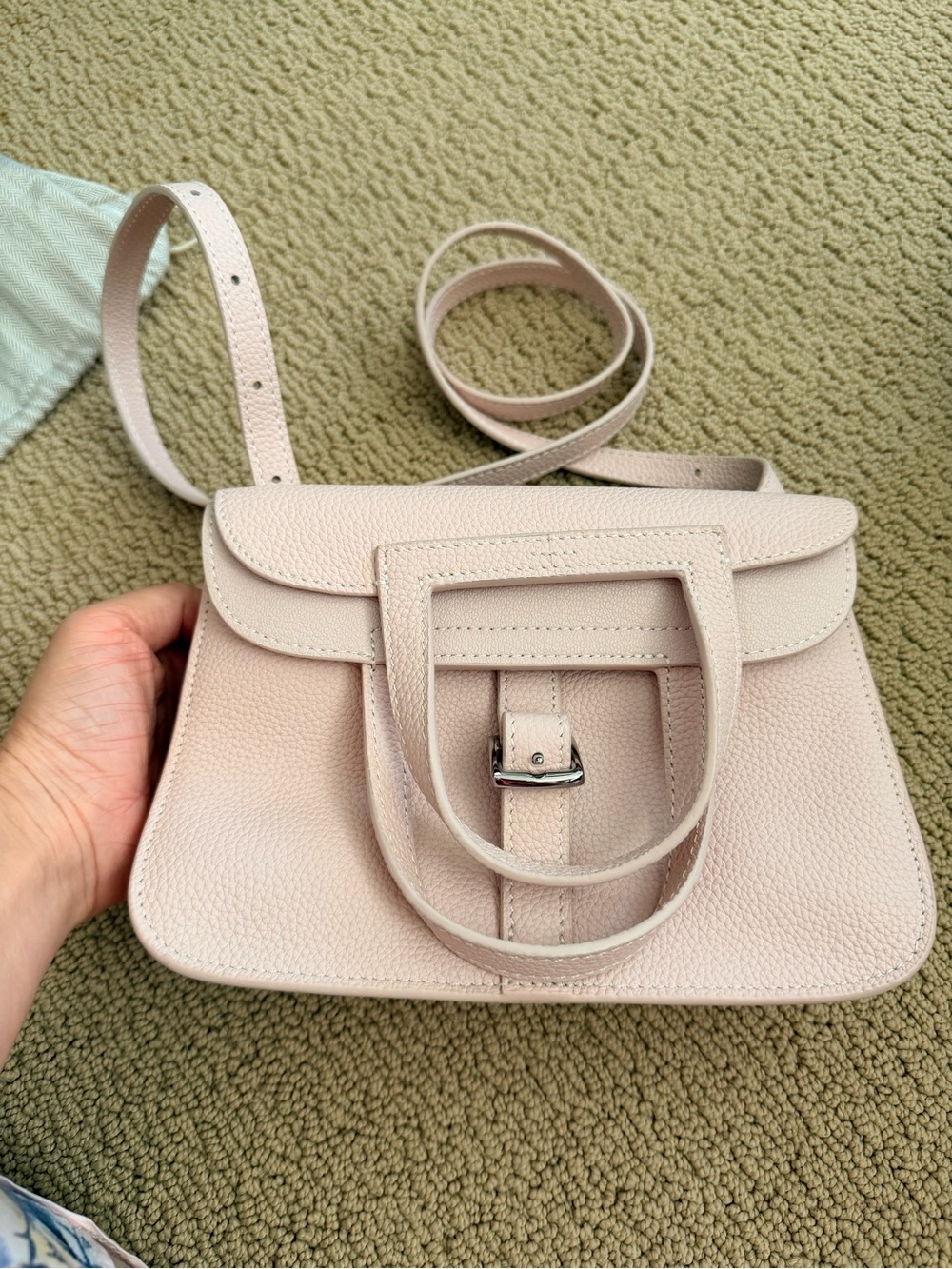Women’s Crossbody Leather Bag in Pale Pink